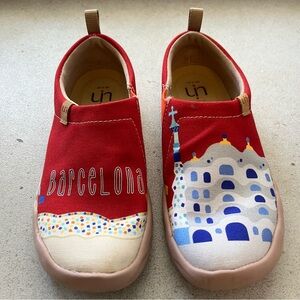 UIN Women Travel Red Shoes 5.5 Barcelona Canvas Slip-On Artwear Vacation Walking